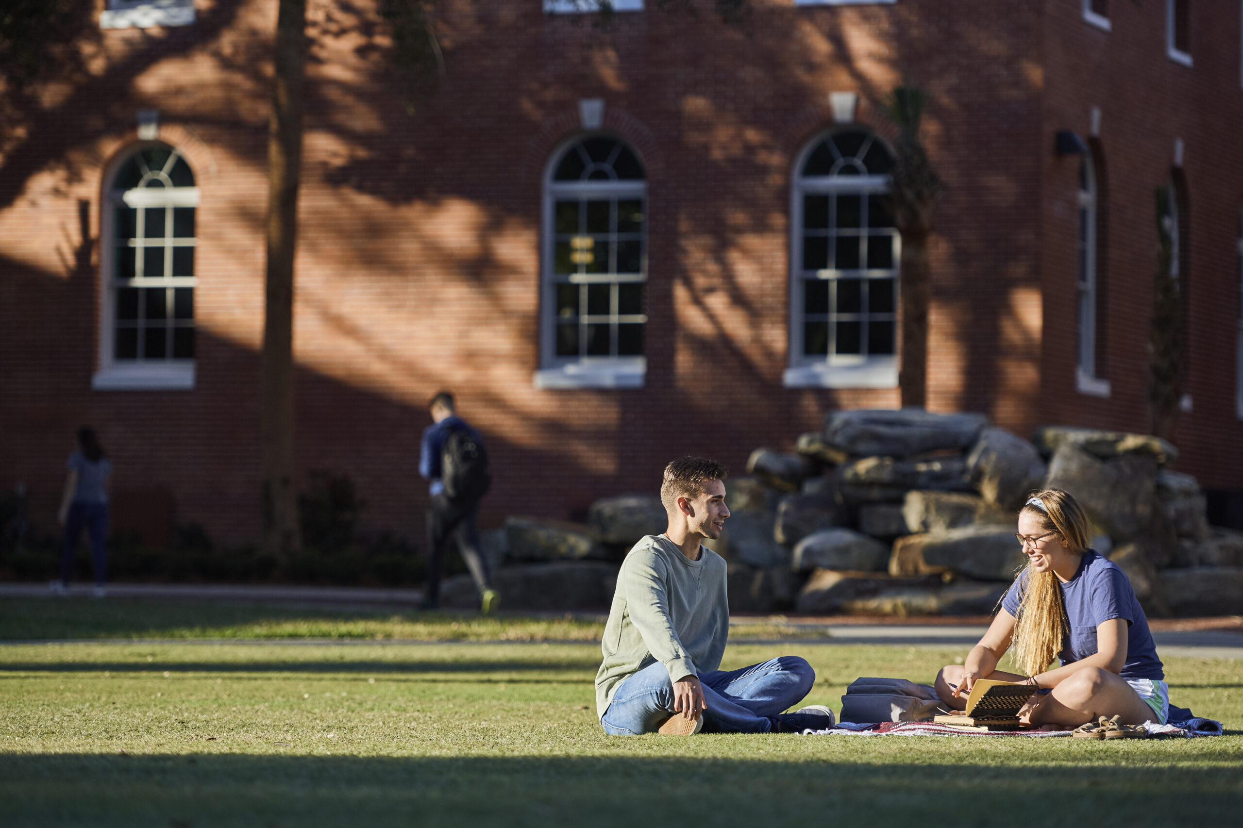 Using Targeted Financial Support to Help Students Cross the Finish Line