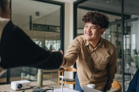 Students Helping Students to Accelerate Academic Momentum